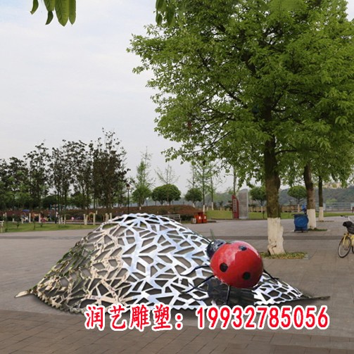 不锈钢瓢虫雕塑 (3)