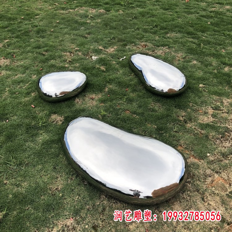 不锈钢镜面景观石雕塑 (1)