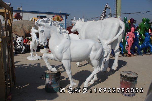 玻璃钢马雕塑  (3)