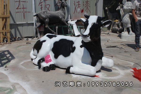 玻璃钢奶牛雕塑  (10)