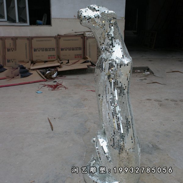 不锈钢豹子雕塑  (1)