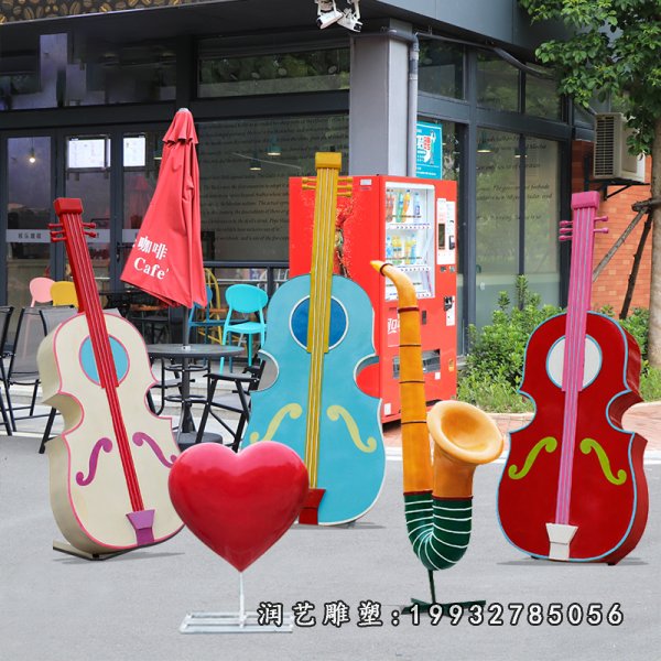 创意乐器雕塑 (1)