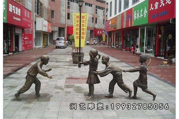 老鹰捉小鸡雕塑 (25)