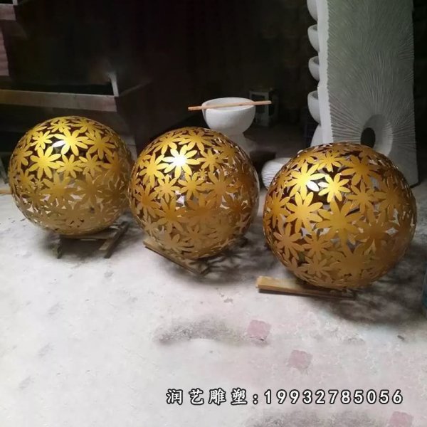 不锈钢镂空球雕塑 (94)