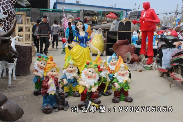 玻璃钢白雪公主和小矮人雕塑 (29)