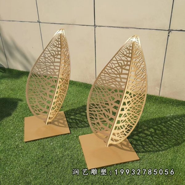 不锈钢树叶雕塑 (39)