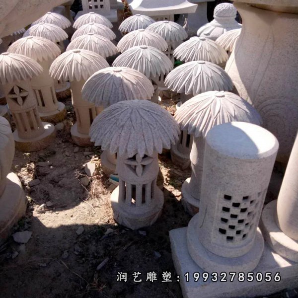 石灯雕塑 (678)