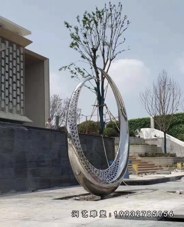 不锈钢月亮雕塑 (68)