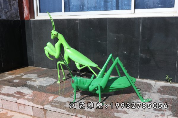 玻璃钢螳螂雕塑  (5)
