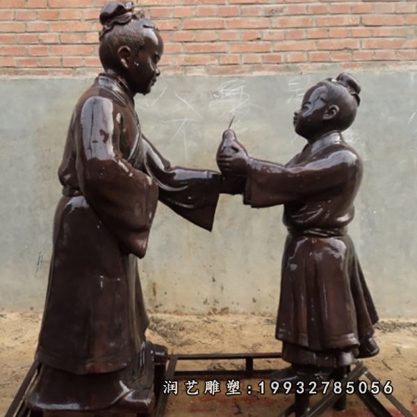 孔融让梨铜雕塑  (32)