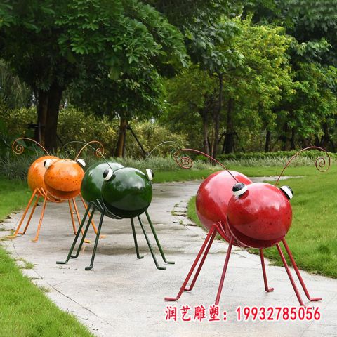 户外不锈钢蚂蚁雕塑