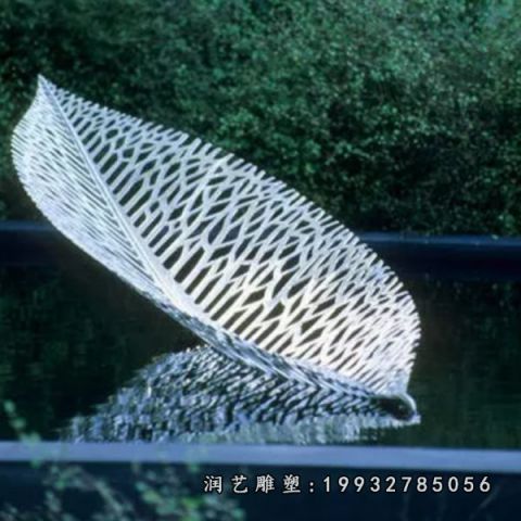 公园不锈钢树叶雕塑