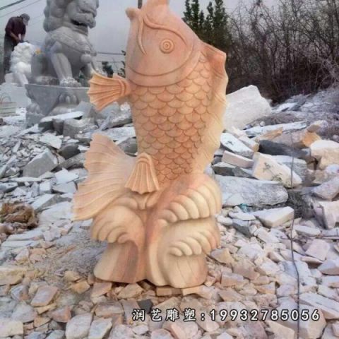 小区鱼动物石雕