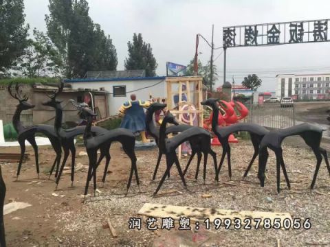 园林鹿动物铜雕