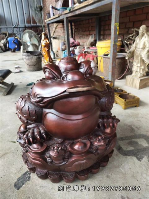 公园金蟾动物铜雕
