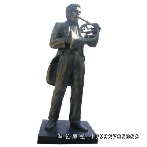 小区演奏人物铜雕
