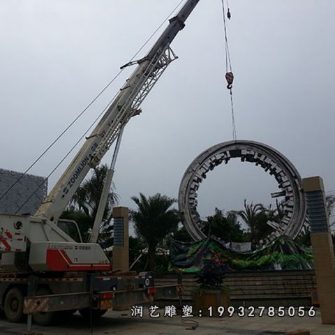 户外不锈钢齿轮雕塑