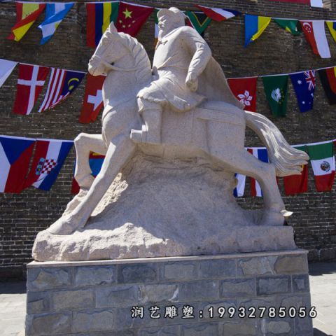 广场戚继光人物石雕