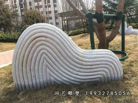 草坪假山景观石雕