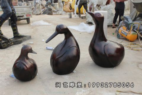 玻璃钢鸭子雕塑