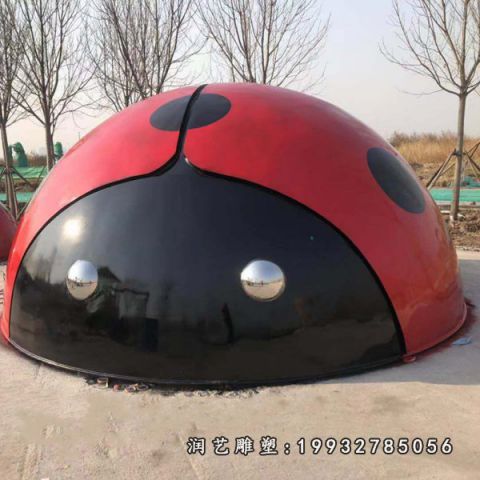 草坪不锈钢瓢虫雕塑