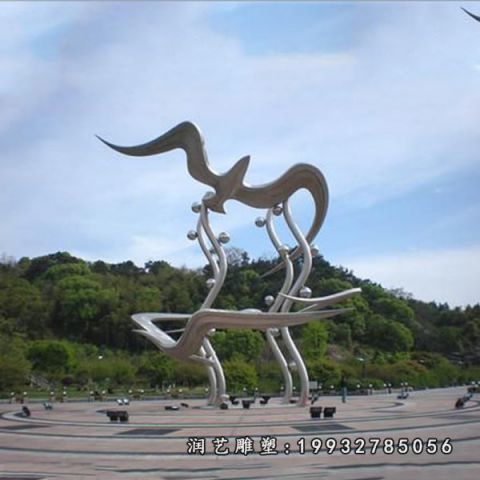 不锈钢鸽子动物雕塑