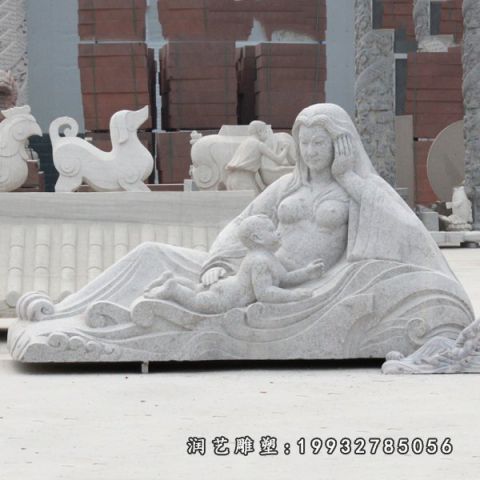 广场母子人物石雕