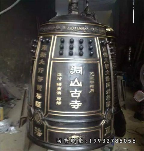 城市钟景观铜雕