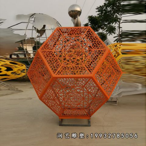 公园不锈钢镂空景观雕塑