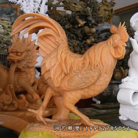 广场鸡动物石雕