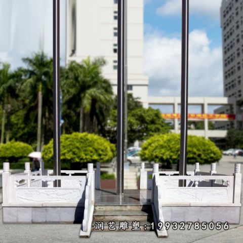 酒店升旗台景观石雕