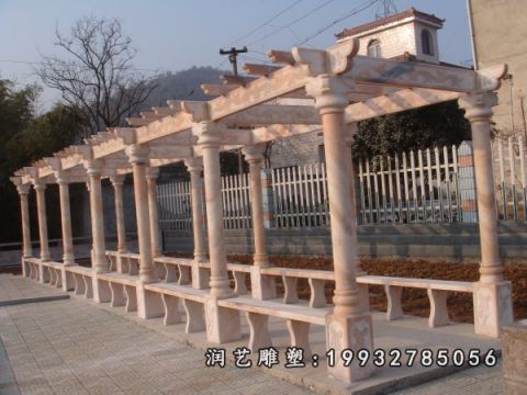 草坪长廊景观石雕
