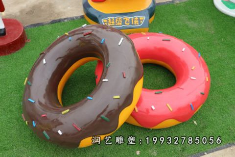 小区玻璃钢甜甜圈雕塑