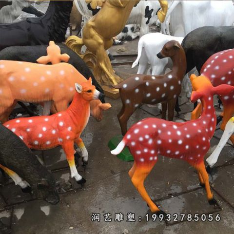 城市玻璃钢梅花鹿雕塑