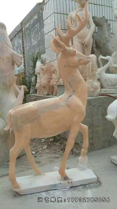 小区鹿动物石雕