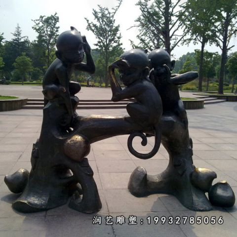 草坪十二生肖动物铜雕