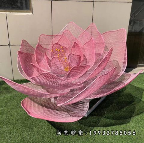 小区不锈钢花雕塑