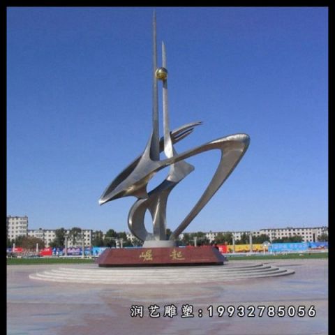企业不锈钢崛起雕塑