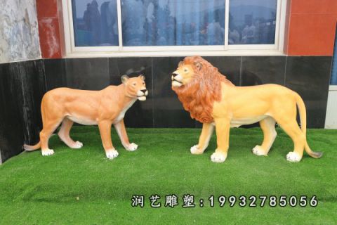 广场玻璃钢动物豹雕塑
