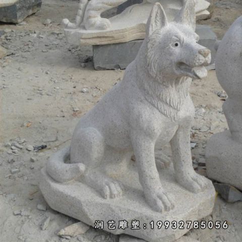 城市狗动物石雕