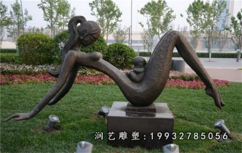 公园母子铜雕