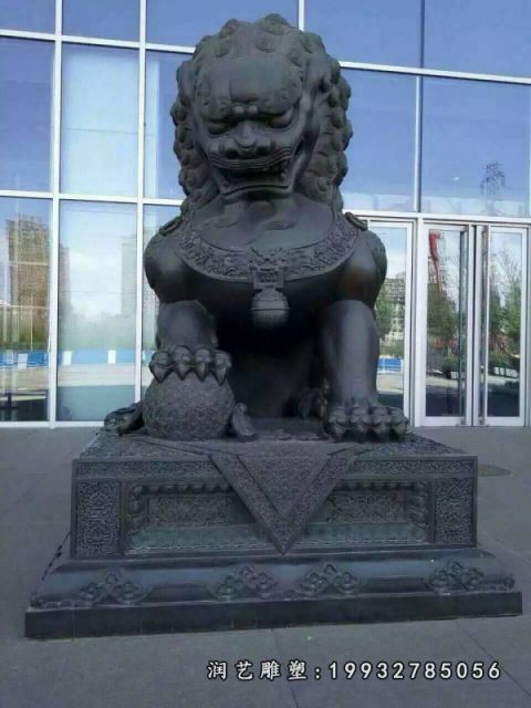 城市狮子动物铜雕