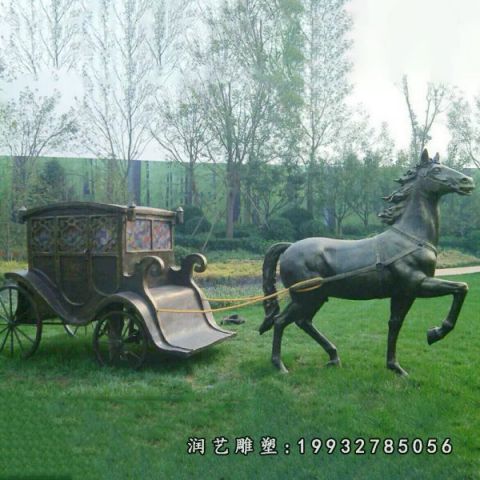 草坪马车景观铜雕