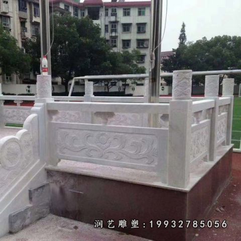 小区石雕升旗台
