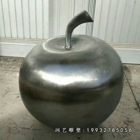 草坪不锈钢苹果雕塑