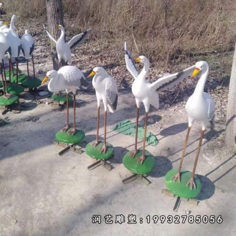 小区玻璃钢仙鹤雕塑