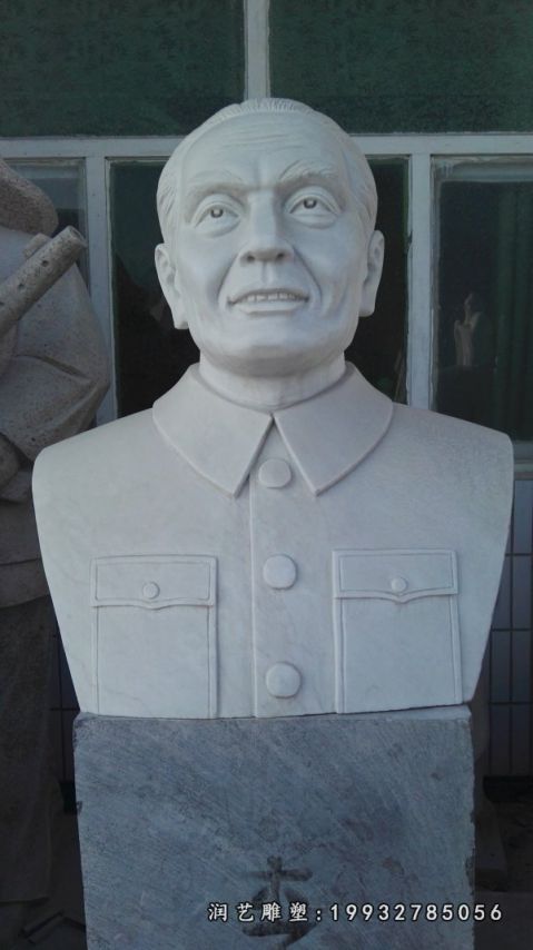 户外李四光人物石雕