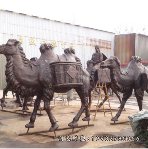 景区骆驼动物铜雕