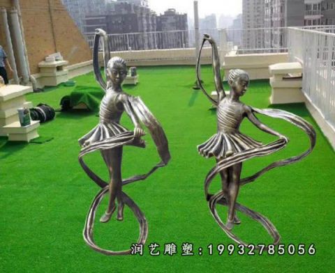 校园跳舞人物铜雕