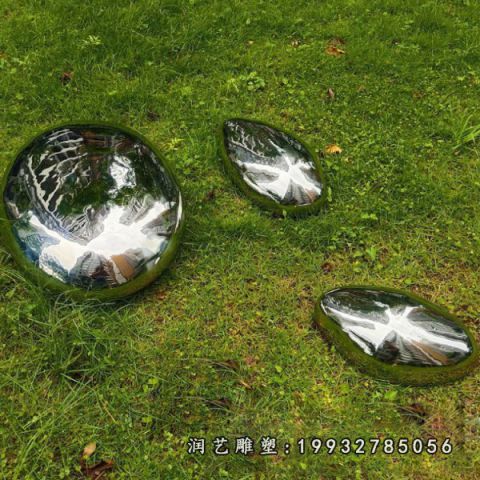草坪不锈钢鹅卵石景观雕塑